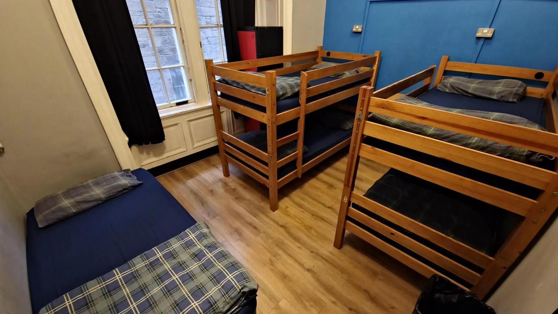 Edinburgh Backpackers - Over 18S Only 0*,